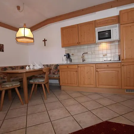 Guest house Christler, Gast- Und Ferienhof Tux